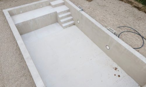 Empty pool after plastering